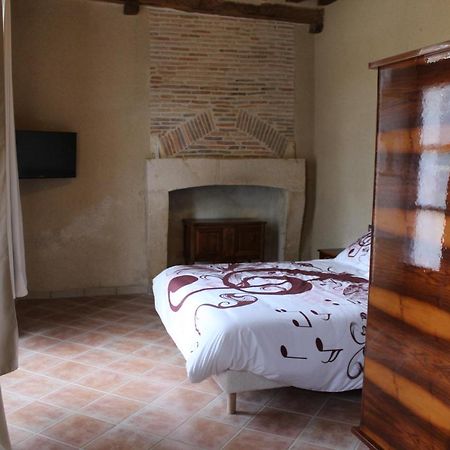 Bed and Breakfast Domaine De La Touche Mosnay Экстерьер фото